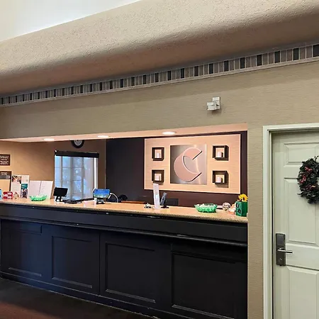 Comfort Suites Peoria Sports Complex