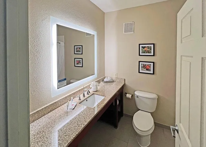 Comfort Sports Complex Hotel Peoria