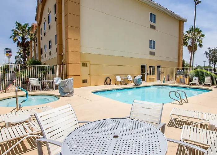Comfort Sports Complex Hotel 4*